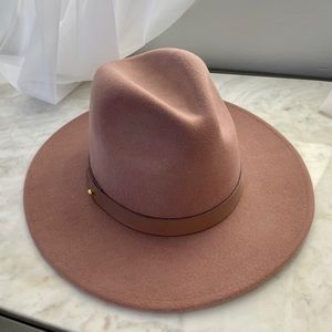 Lack of Color - The Fleur - Medium - Dusty Mauve